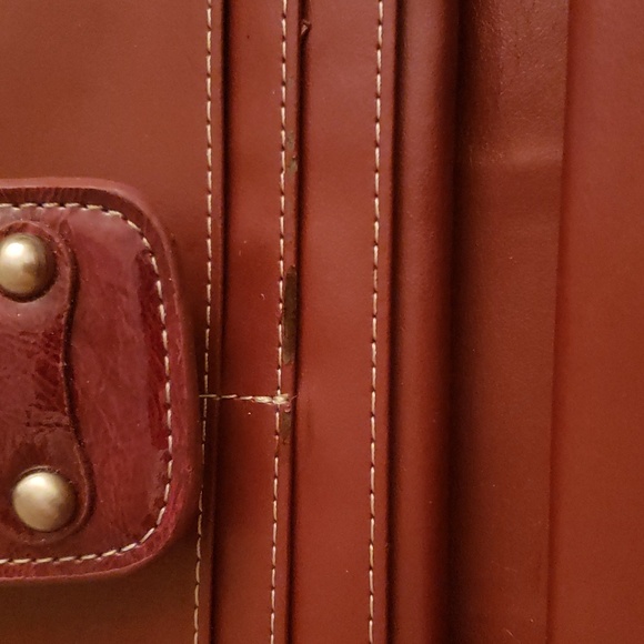 Red Textured Leather Wallet with Rhinestone Magnetic Snap Closure - Picture 14 of 14